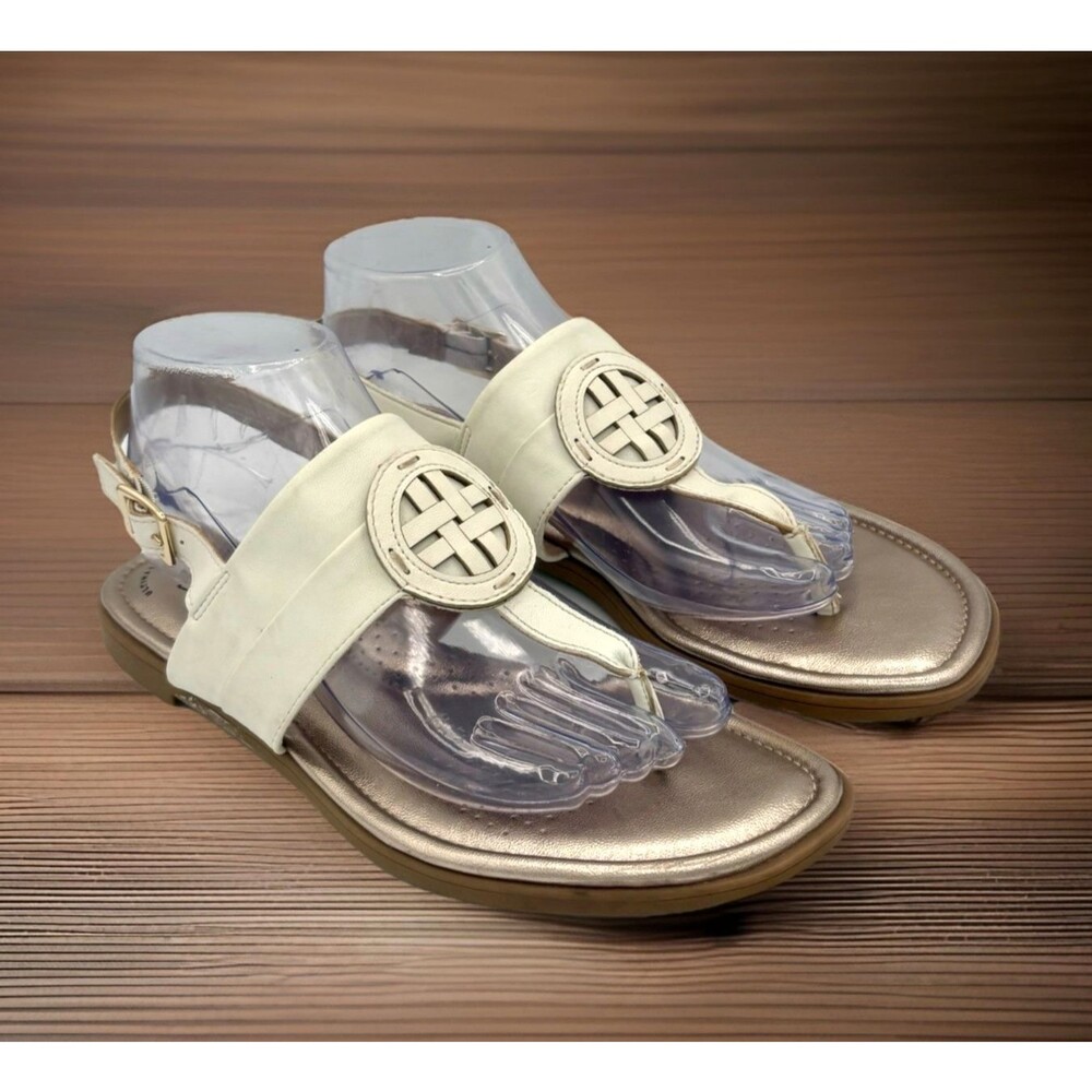 Clarks Collection Reyna Glam White Rose Gold Medallion Slingback Thong Sandals 9